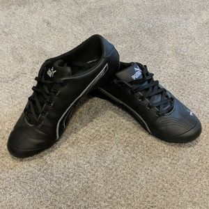 Puma Sneakers Size 7.5